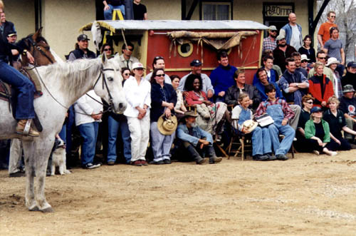 Cast & Crew of Dinosaur Hunter